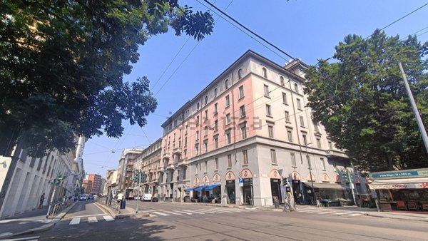 appartamento in vendita a Milano in zona Bocconi