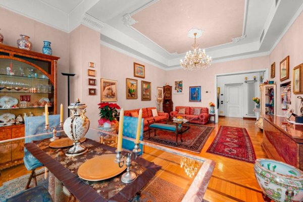 casa indipendente in vendita a Milano