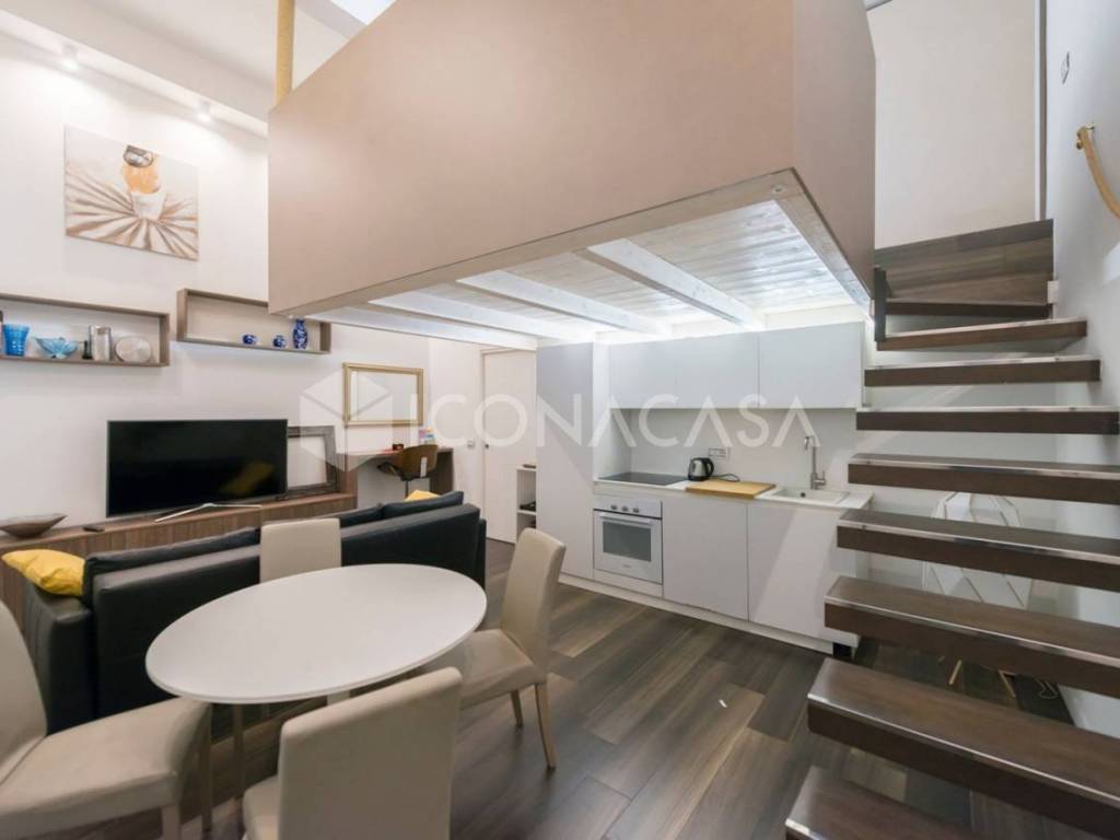 appartamento in vendita a Milano in zona Centro Direzionale