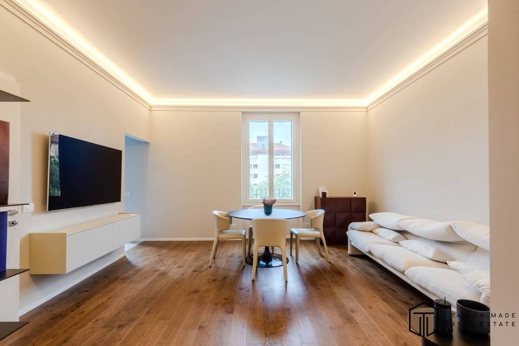 appartamento in vendita a Milano in zona XXII Marzo