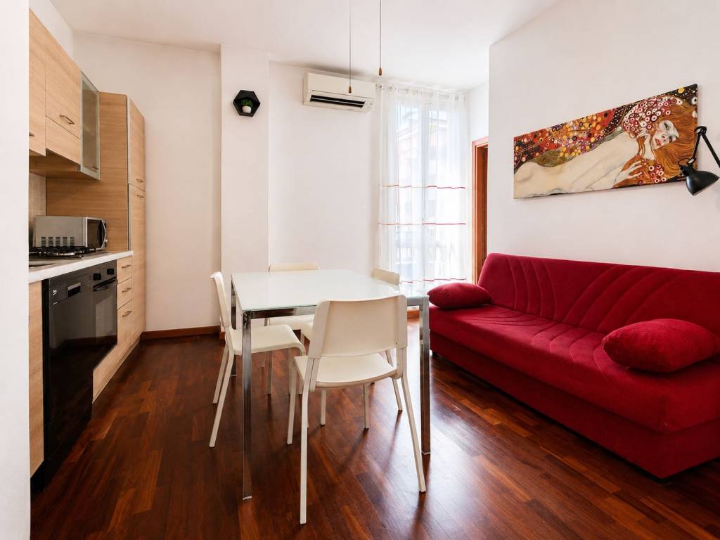 appartamento in vendita a Milano in zona Adriano