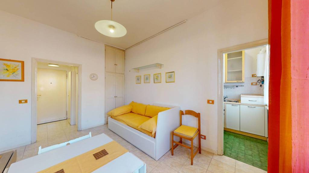 appartamento in vendita a Milano in zona Lorenteggio