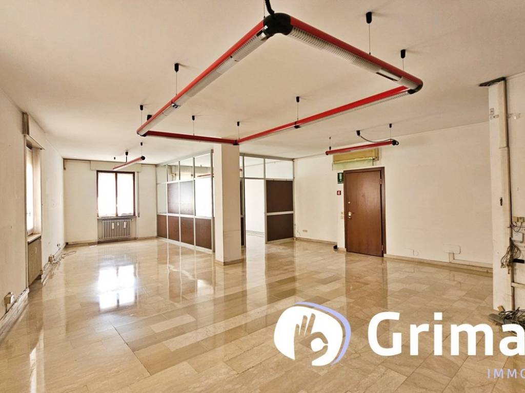 appartamento in vendita a Milano in zona Bocconi