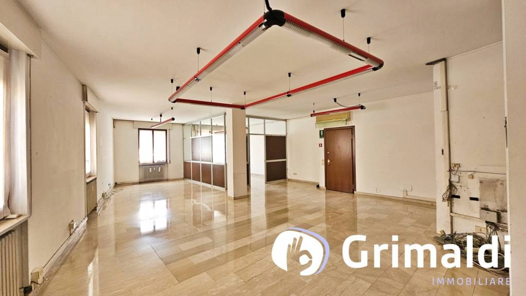 appartamento in vendita a Milano in zona Bocconi