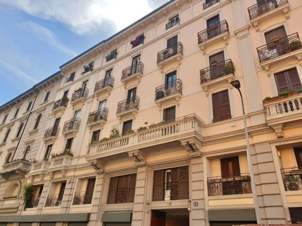 ufficio in vendita a Milano in zona Centro Direzionale