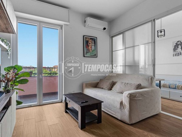 appartamento in vendita a Milano in zona San Cristoforo
