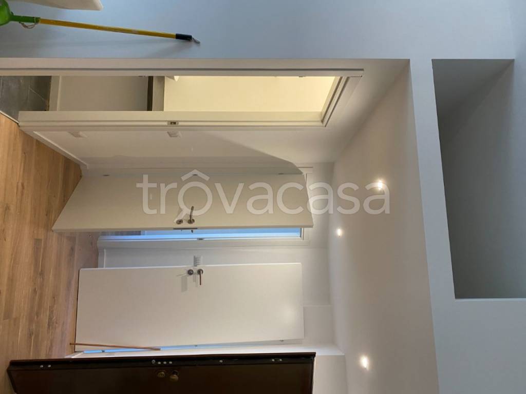 appartamento in vendita a Milano in zona Famagosta