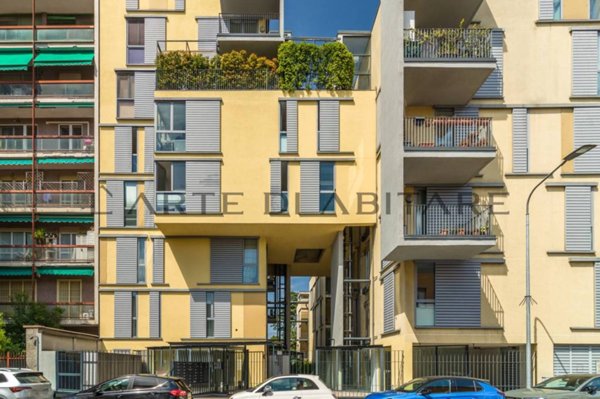 appartamento in vendita a Milano in zona Gorla