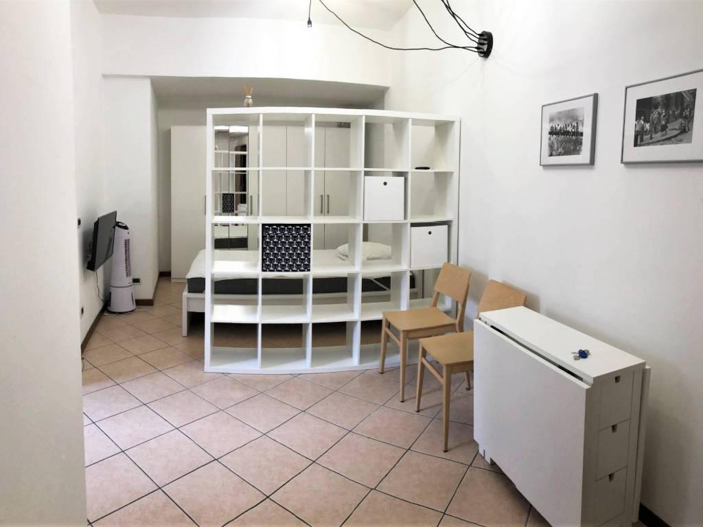 appartamento in vendita a Milano in zona Chiesa Rossa