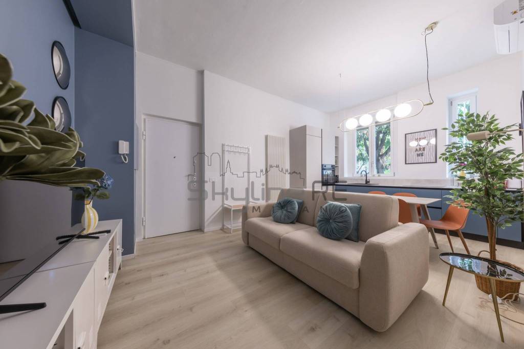 appartamento in vendita a Milano in zona Porta Nuova