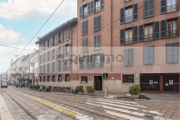 ufficio in vendita a Milano in zona Porta Vigentina