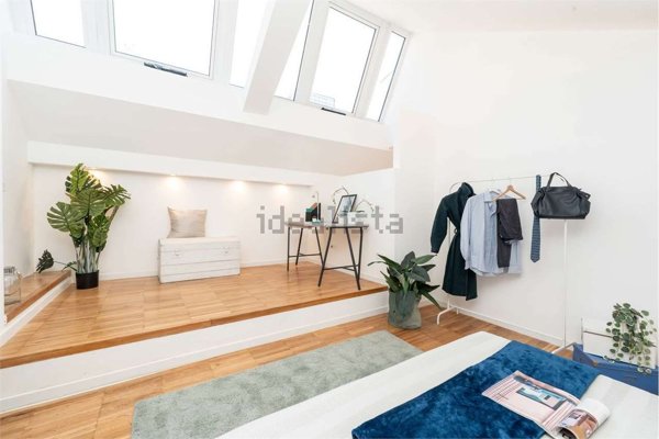 appartamento in vendita a Milano in zona Isola