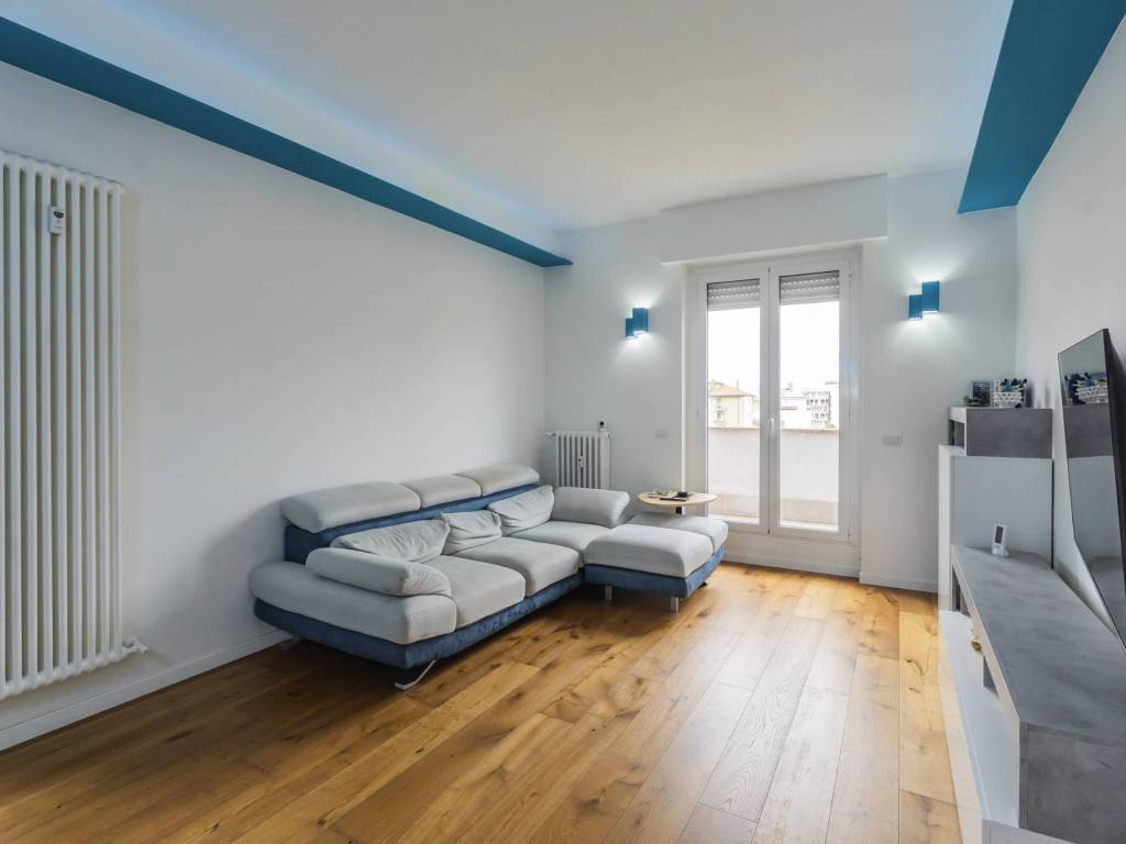 appartamento in vendita a Milano in zona Feltre