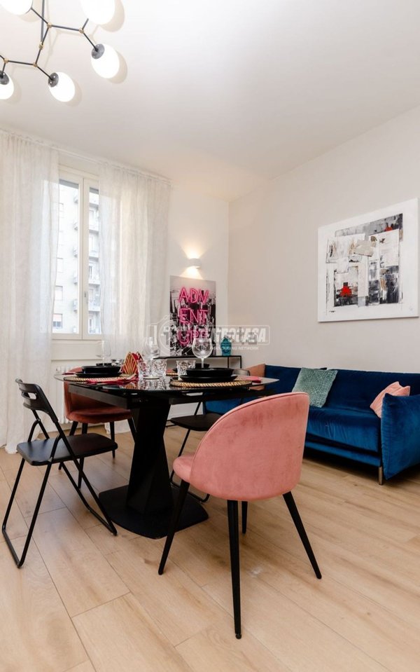 appartamento in vendita a Milano in zona Porta Nuova