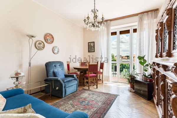 appartamento in vendita a Milano in zona Gorla