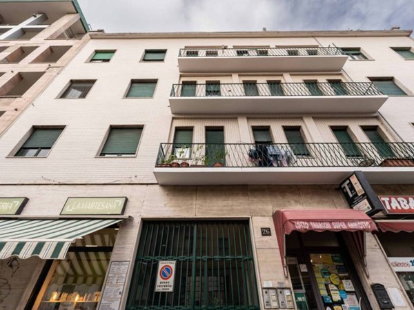 appartamento in vendita a Milano in zona Crescenzago