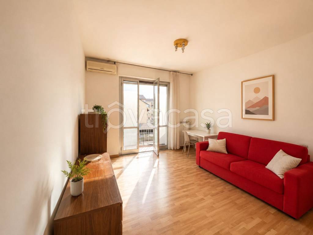 appartamento in vendita a Milano in zona Baggio