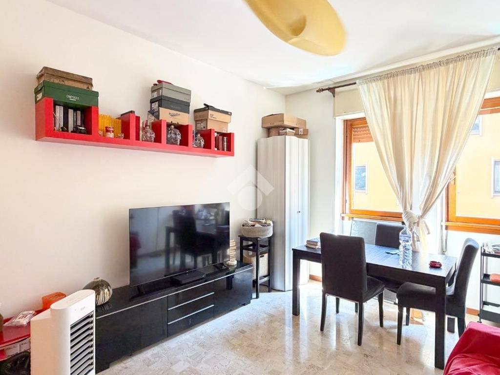 appartamento in vendita a Milano in zona Calvairate