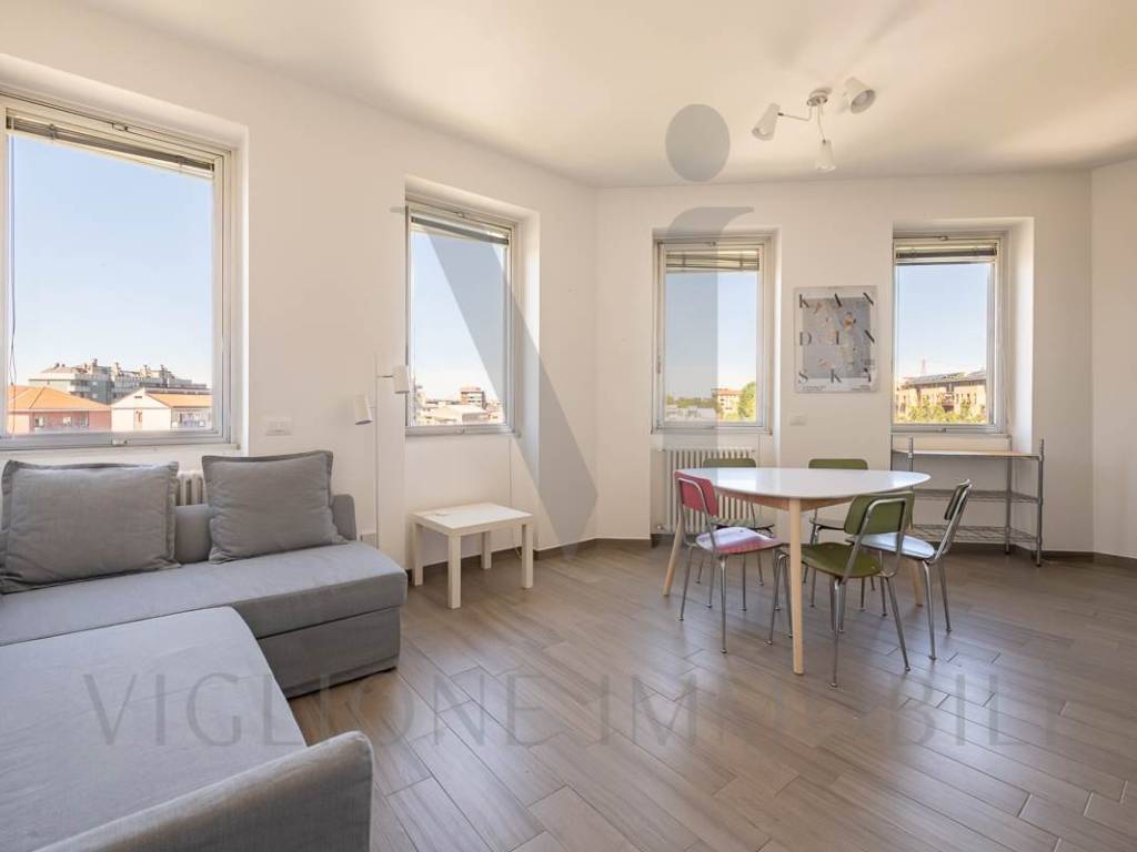 appartamento in vendita a Milano in zona Famagosta