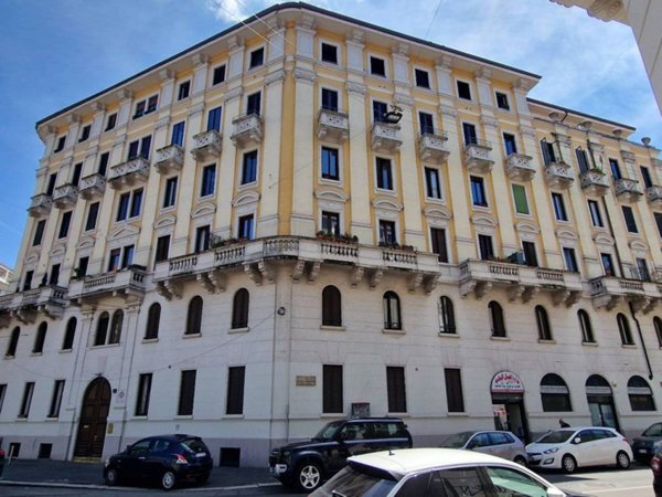 appartamento in vendita a Milano in zona Bovisa
