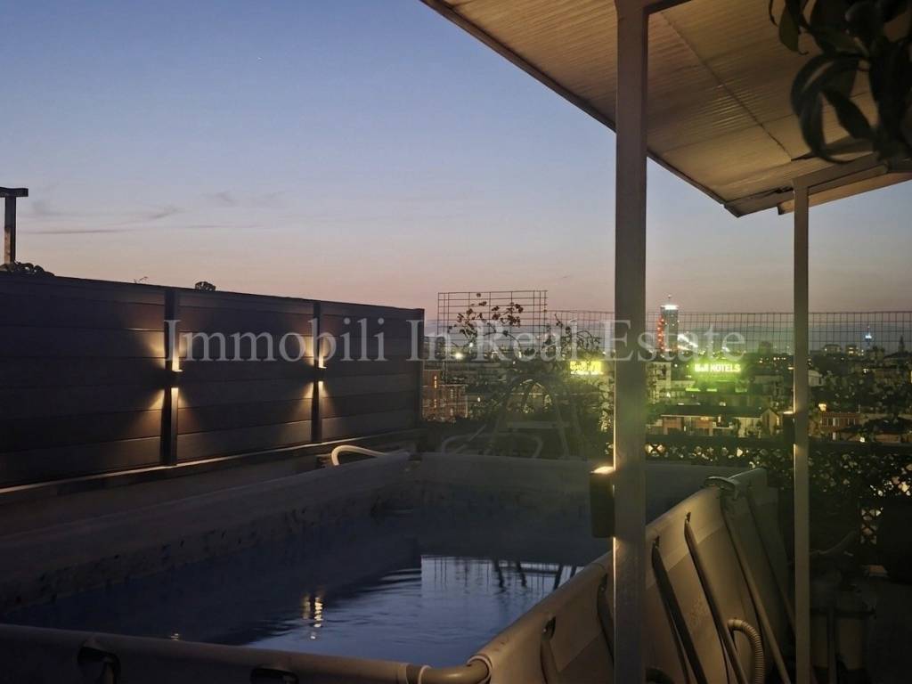 appartamento in vendita a Milano in zona Famagosta