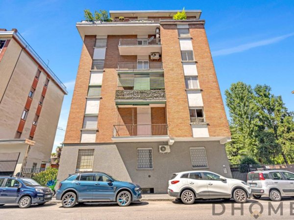 appartamento in vendita a Milano in zona Crescenzago
