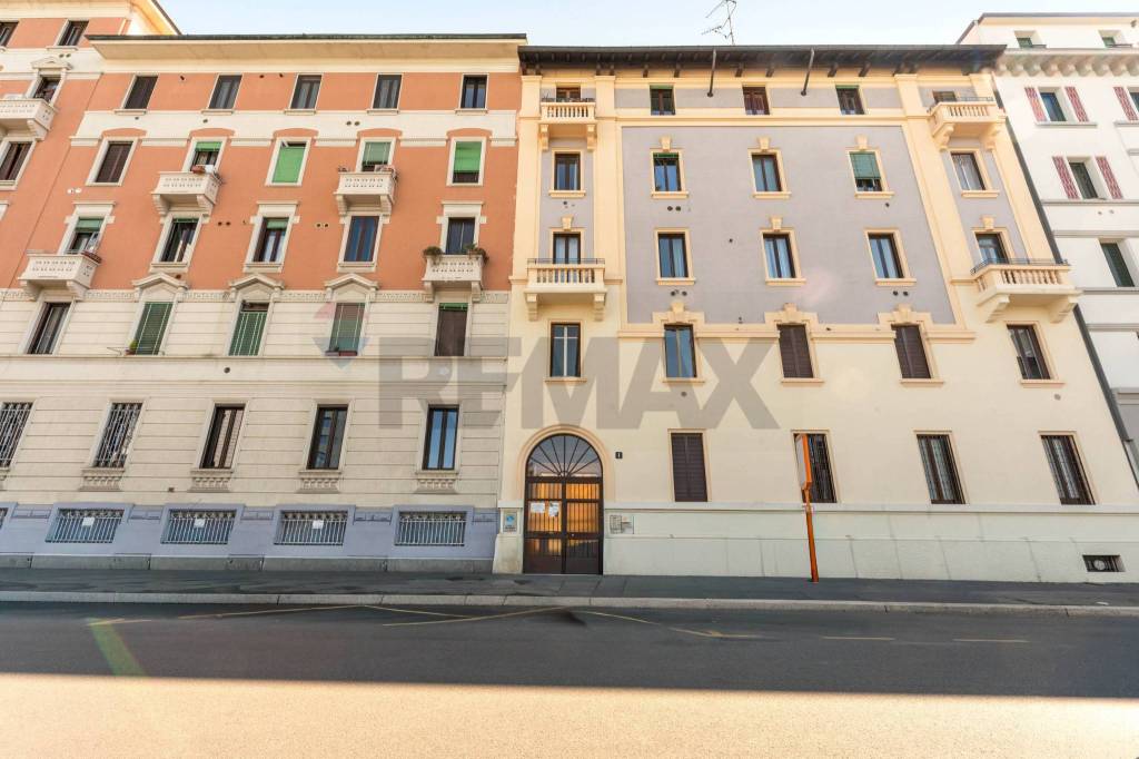appartamento in vendita a Milano in zona Piazzale Lodi