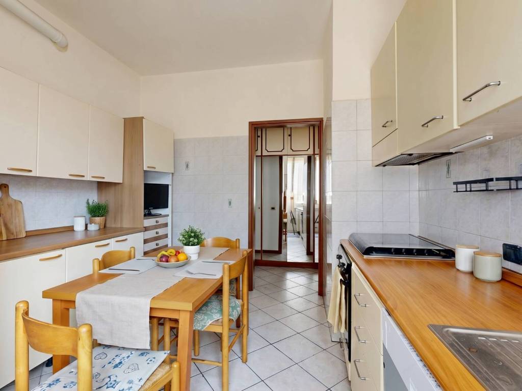 appartamento in vendita a Milano in zona Centro Direzionale