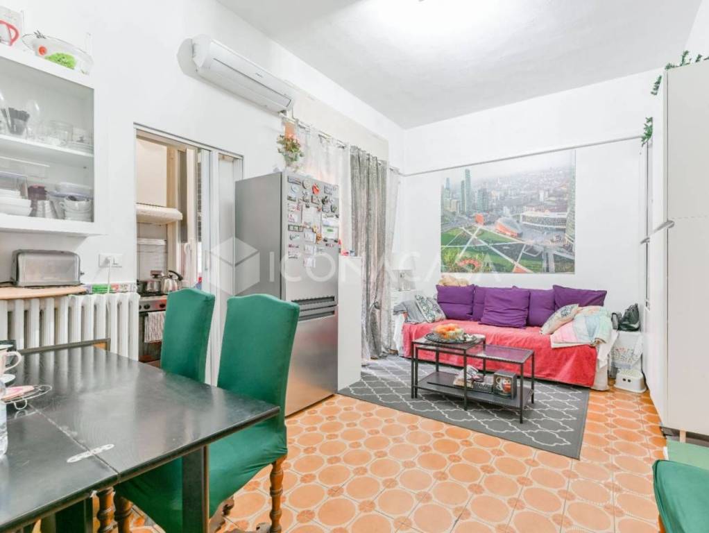 appartamento in vendita a Milano in zona XXII Marzo