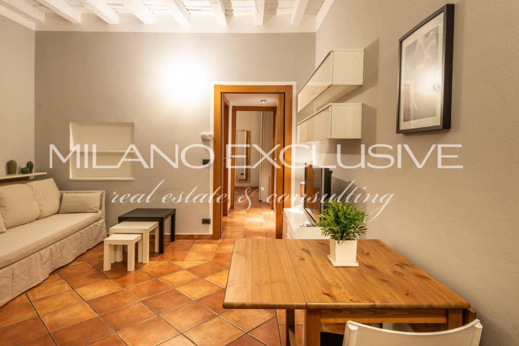 appartamento in vendita a Milano in zona Porta Genova