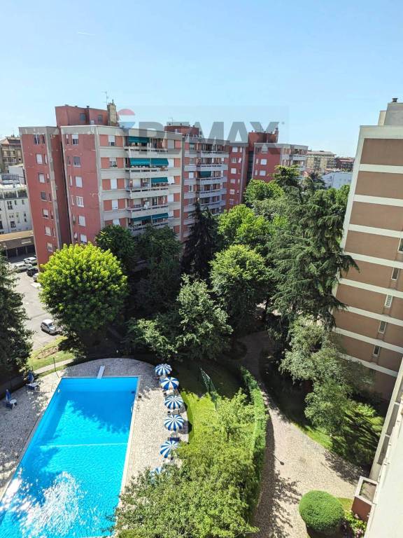 appartamento in vendita a Milano in zona Precotto