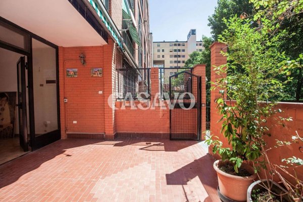 appartamento in vendita a Milano in zona Vigentino