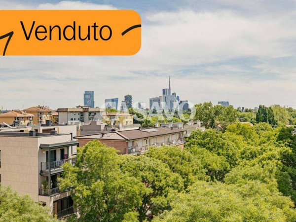 appartamento in vendita a Milano in zona Ghisolfa