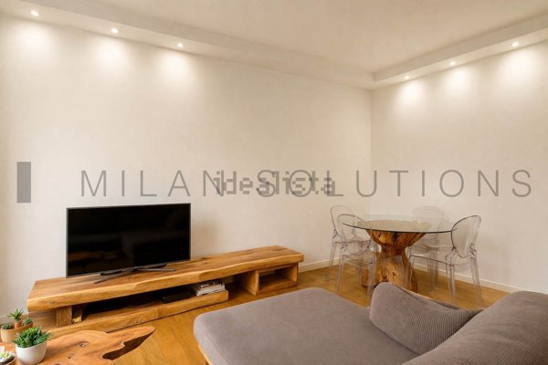 appartamento in vendita a Milano in zona Porta Ticinese