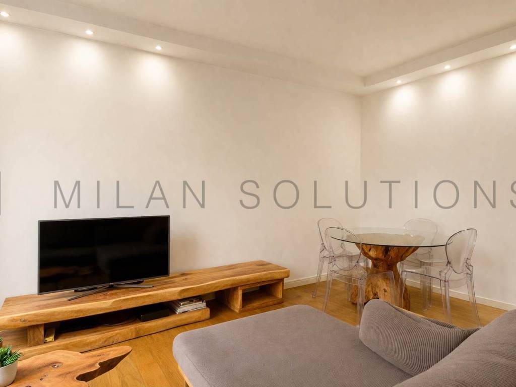 appartamento in vendita a Milano in zona Porta Ticinese
