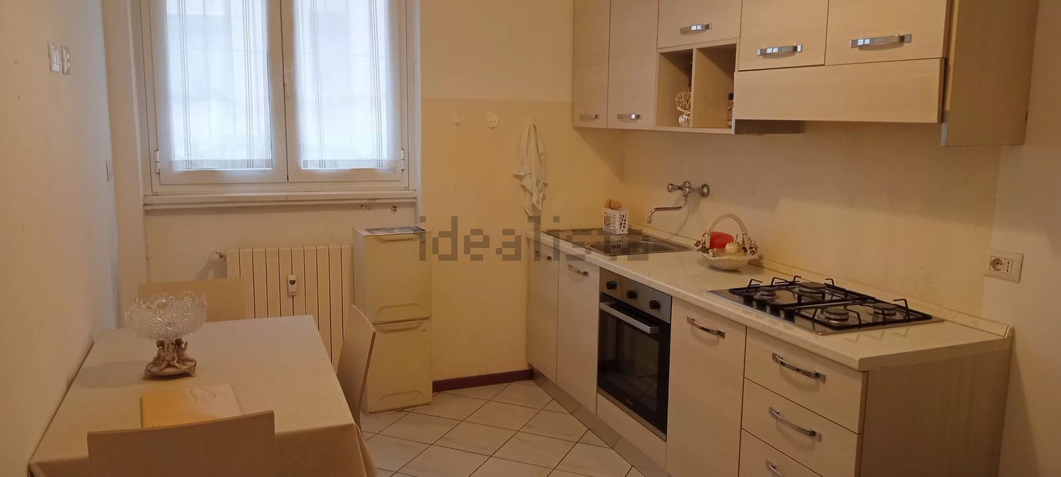 appartamento in vendita a Milano in zona Lorenteggio