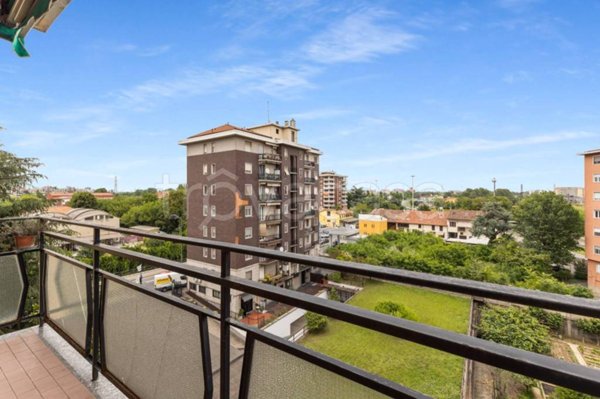 appartamento in vendita a Milano in zona Crescenzago