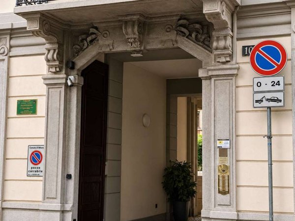 appartamento in vendita a Milano in zona Porta Tenaglia