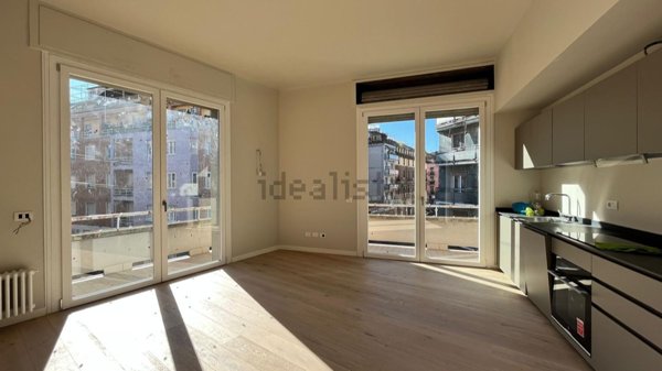 appartamento in vendita a Milano in zona Bocconi