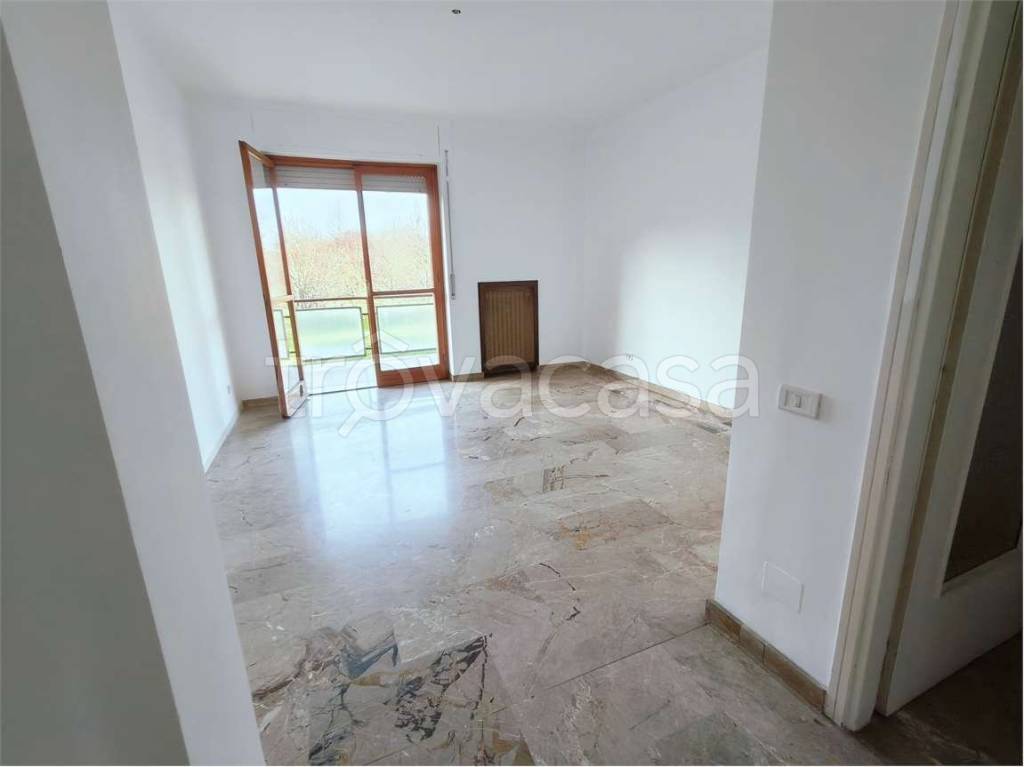 appartamento in vendita a Milano in zona Quarto Cagnino