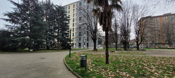 appartamento in vendita a Milano in zona Forze Armate