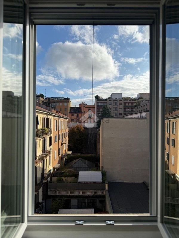appartamento in vendita a Milano in zona Loreto