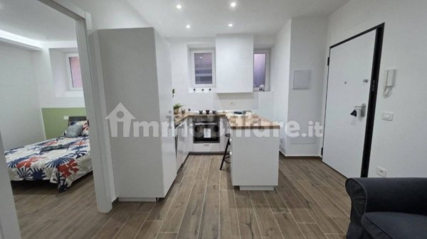 appartamento in vendita a Milano in zona Rottole
