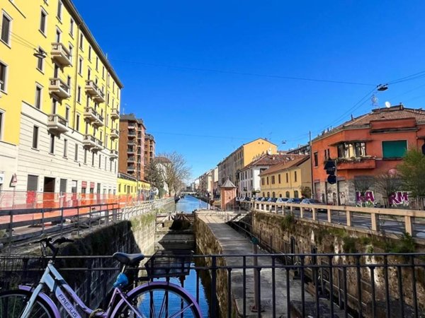 appartamento in vendita a Milano in zona Porta Ticinese
