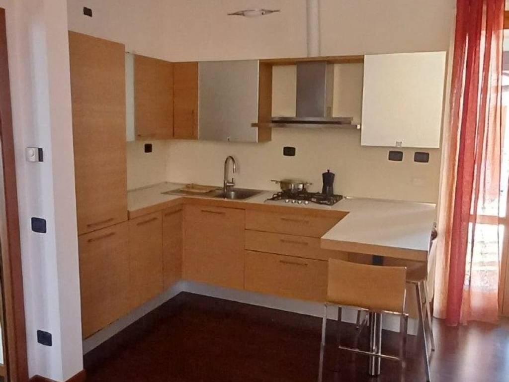 appartamento in vendita a Milano in zona Baggio