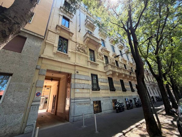 negozio in vendita a Milano