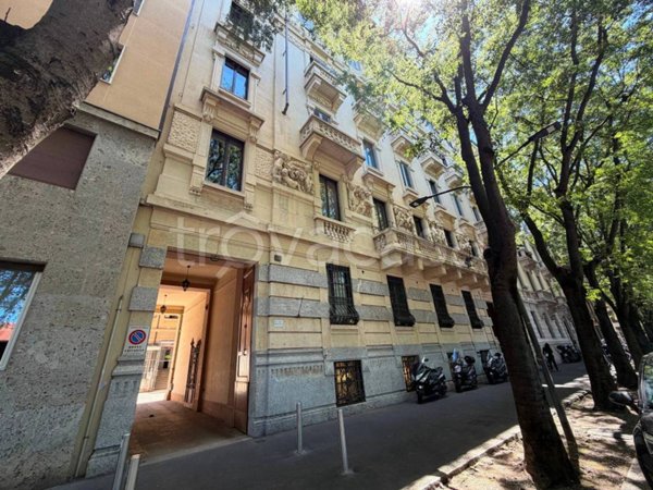 negozio in vendita a Milano