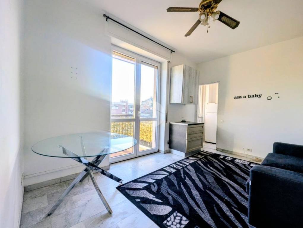 appartamento in vendita a Milano in zona Dergano
