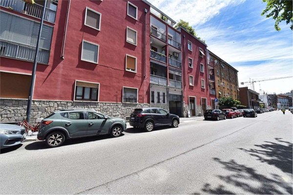 appartamento in vendita a Milano in zona Dergano