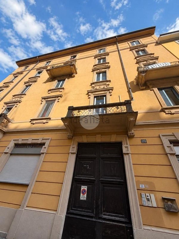 appartamento in vendita a Milano in zona Rogoredo